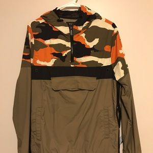 BeSpoke hooded windbreaker